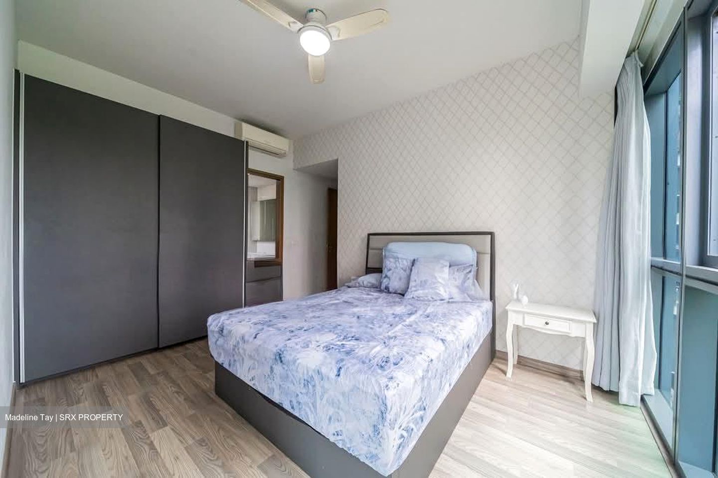 Lakeville (D22), Condominium #582310761